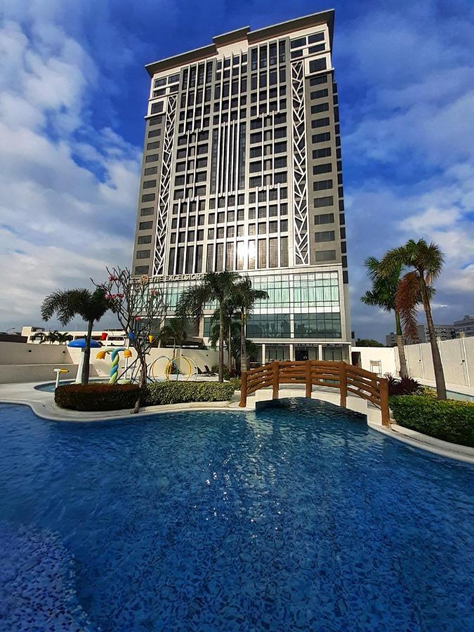 The Excelsior Hotel Las Piñas Buitenkant foto